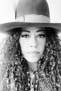 Cree Summer - Rugrats - Headshot